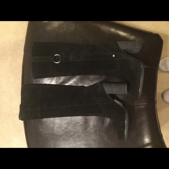 👋 GUESS BOOTS 👢 - Picture 5 of 7